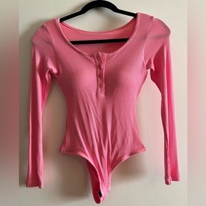 Klassy Network pink Henley bramisuit size small